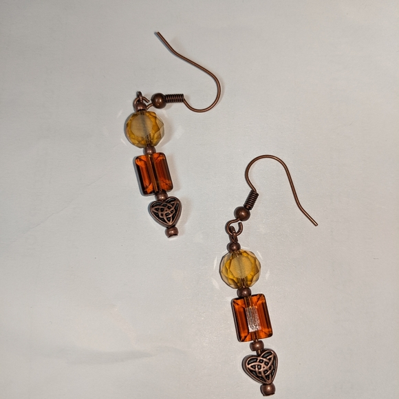 Meet your Posher, Kimberly (and Abbycat) - Picture 6 of 6